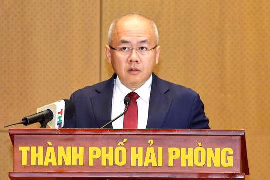 Ông Đỗ Thành Trung giữ chức Chủ tịch UBND TP Hải Phòng