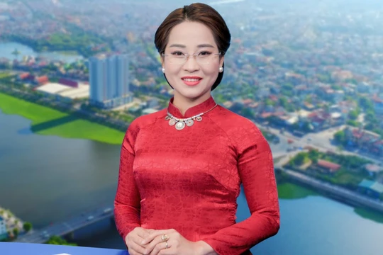 Nữ ứng viên đại biểu HĐND khát vọng đưa chuyển đổi số vào đời sống