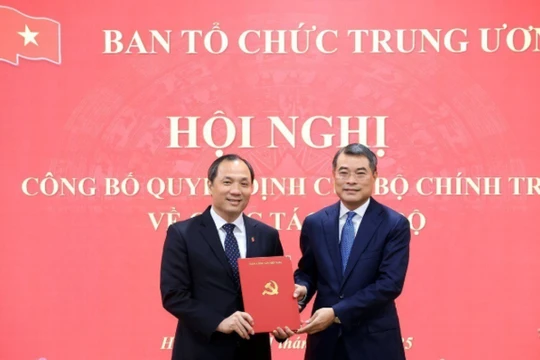 Ông Hoàng Trung Dũng giữ chức Phó trưởng Ban Tổ chức Trung ương