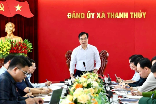 Bí thư Đảng ủy – Chủ tịch HĐND xã Thanh Thủy Trịnh Hùng Sơn.