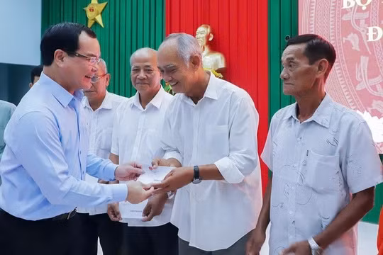 Chăm lo để đồng bào Khmer đón Tết Chôl Chnăm Thmây ấm áp, đủ đầy