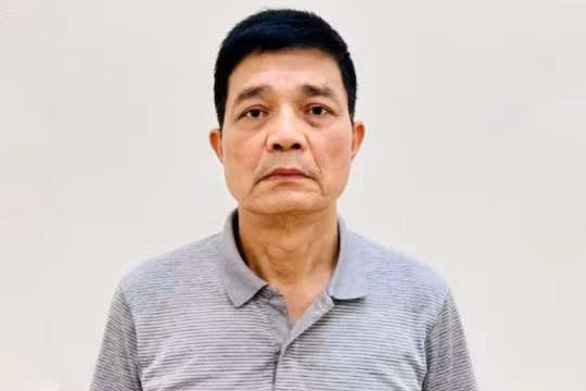 Cựu Cục trưởng An toàn thực phẩm nhận hối lộ gần 44 tỷ đồng như thế nào?