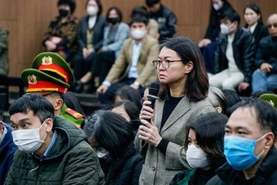 Cựu Cục trưởng An toàn thực phẩm và cấp dưới khai trái chiều về "cơ chế 2 triệu/hồ sơ”