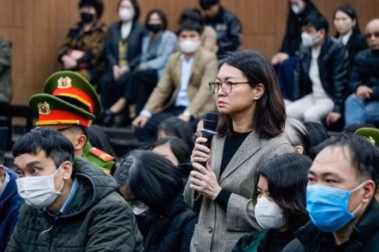 Cựu Cục trưởng An toàn thực phẩm và cấp dưới khai trái chiều về "cơ chế 2 triệu/hồ sơ”