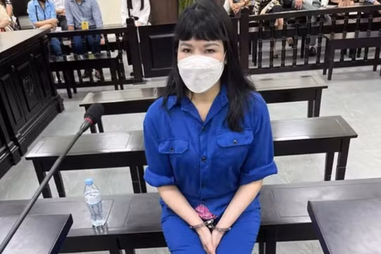 Bị cáo Vũ Thị Thu Nhung, cựu Phó giám đốc Eximbank chi nhánh Ba Đình. Ảnh: N.L.