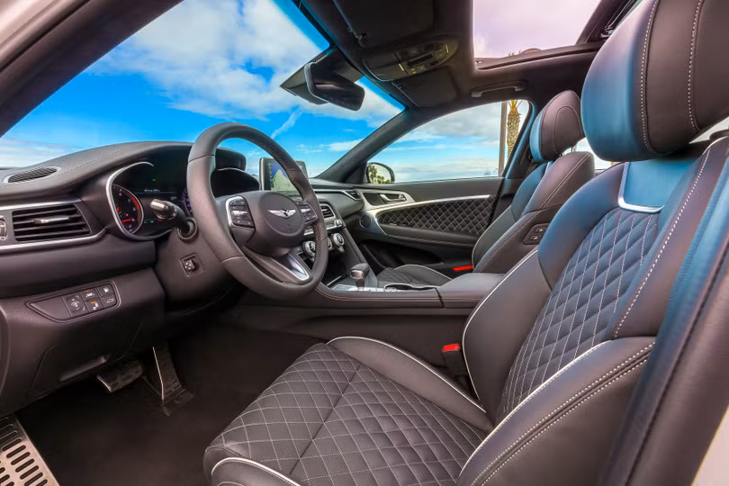 Genesis G70 2019: Đối đầu trực tiếp với BMW 3-Series ảnh 10