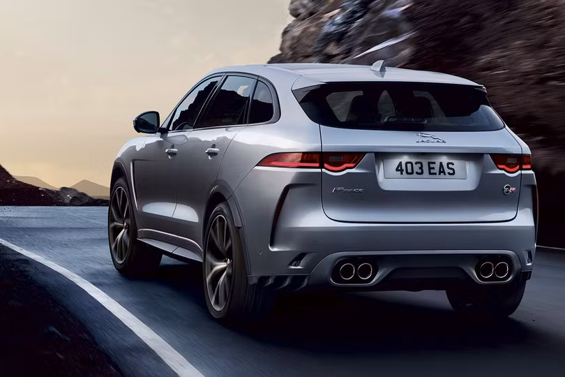 Jaguar trình làng F-PACE SVR, thách thức Porsche Cayenne S ảnh 2