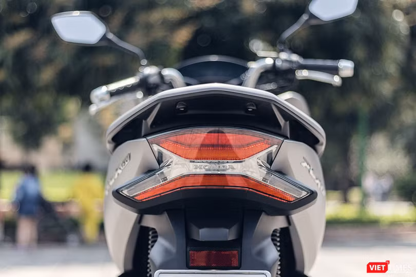 Những điểm được và chưa được trên Honda PCX 2018 ảnh 16