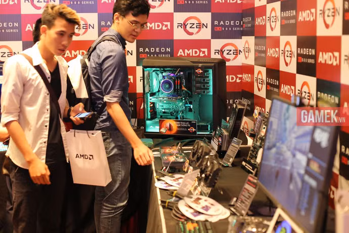 AMD chính thức ra mắt CPU Ryzen, VGA Radeon RX 500 tại Việt Nam: Giá tốt, hiệu năng cao, rất đáng mua
