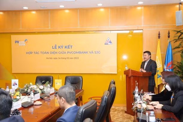 PVcomBank và Tổng công ty Sông Đà ký thỏa thuận hợp tác toàn diện Ông Nguyễn Đình Lâm – Chủ tịch HĐQT PVcomBank nhấn mạnh, PVcomBank sẵn sàng hỗ trợ, ưu tiên nguồn lực của mình cho các dự án của Tổng công ty Sông Đà