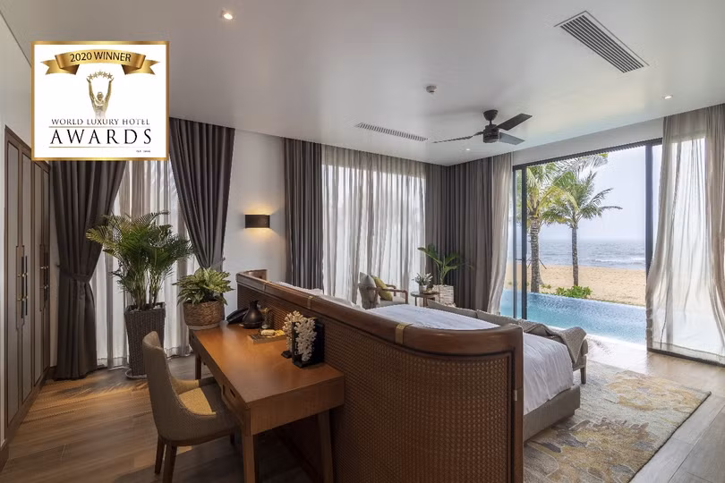 Một góc phòng ngủ hướng biển tại biệt thự nghỉ dưỡng Mövenpick Resort Waverly Phú Quốc Một góc phòng ngủ hướng biển tại biệt thự nghỉ dưỡng Mövenpick Resort Waverly Phú Quốc