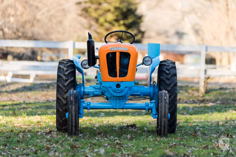 Lamborghini 2241R: Chiếc máy kéo ưa thích của nhà sáng lập thương hiệu siêu xe nước Ý ảnh 1