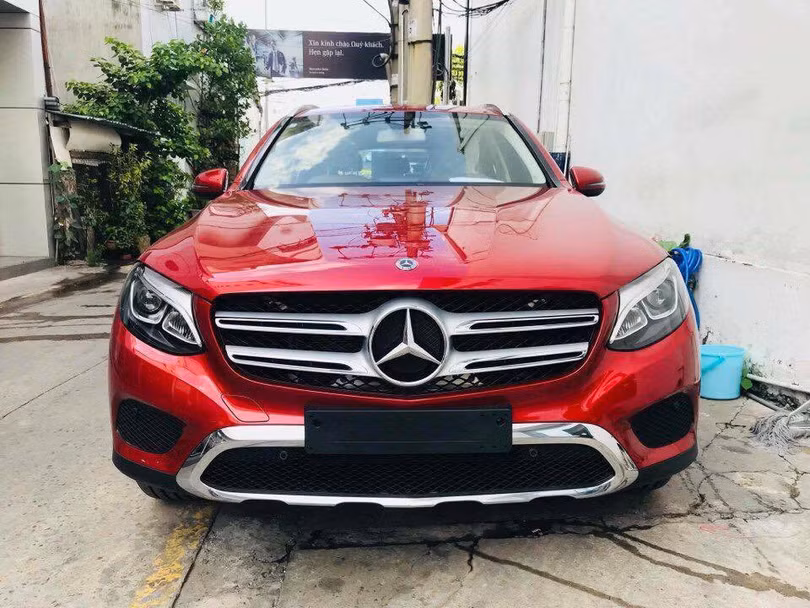 Giảm hơn 200 triệu, Mercedes-Benz GLC 200 sẽ bị cắt những trang bị gì? ảnh 1