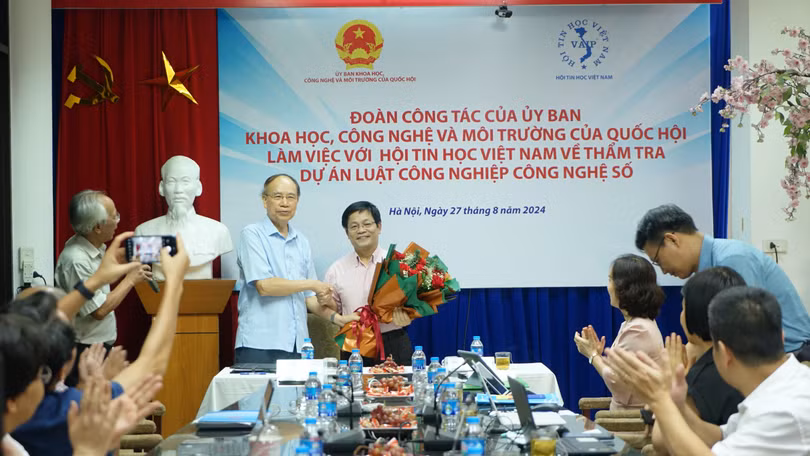 GS_Nguyen_Thanh_Thuy.jpg