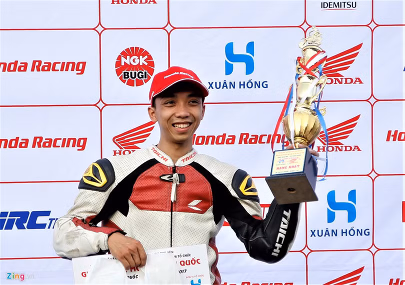 Nghìn người xem đua xe Honda chặng cuối tại Phú Yên ảnh 14 Nghìn người xem đua xe Honda chặng cuối tại Phú Yên ảnh 14