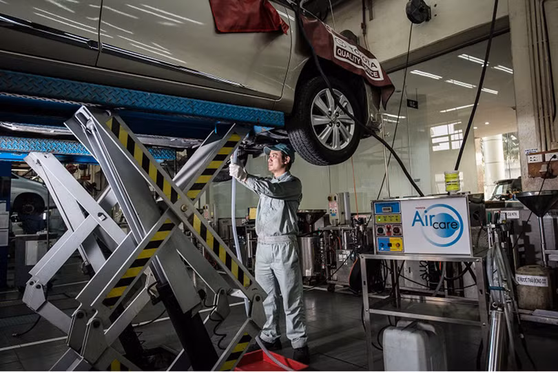 Lượt người vào làm dịch vụ tại các đại lý của Toyota cũng ghi nhận kỷ lục