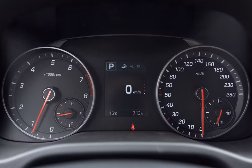 Hyundai Elantra Sport động cơ Turbo ra mắt khách hàng Việt, giá 729 triệu ảnh 16