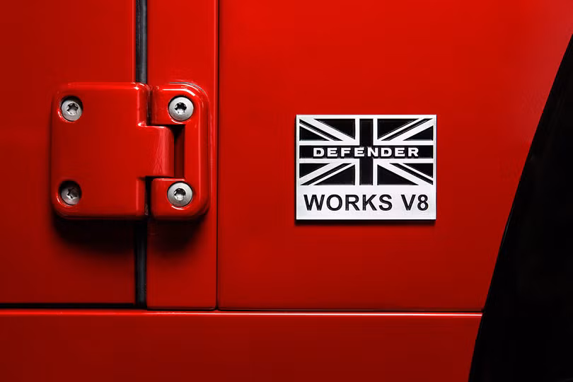 Kỷ niệm 70 năm, Land Rover ra mắt Defender Works V8 bản đặc biệt ảnh 15