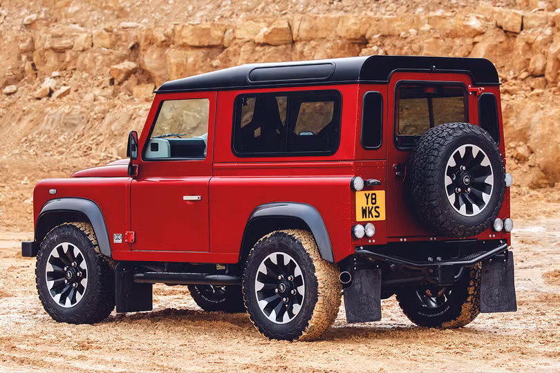 Kỷ niệm 70 năm, Land Rover ra mắt Defender Works V8 bản đặc biệt ảnh 11