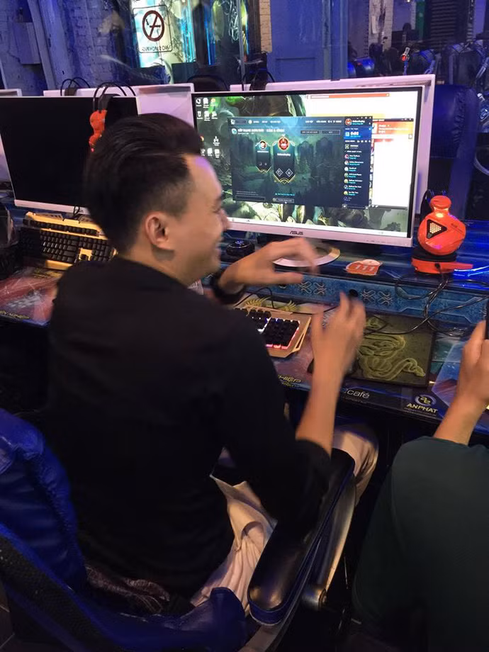 Sốc với rank LMHT của nam diễn viên "Sống chung với mẹ chồng", cao hơn đa số game thủ Việt Nam