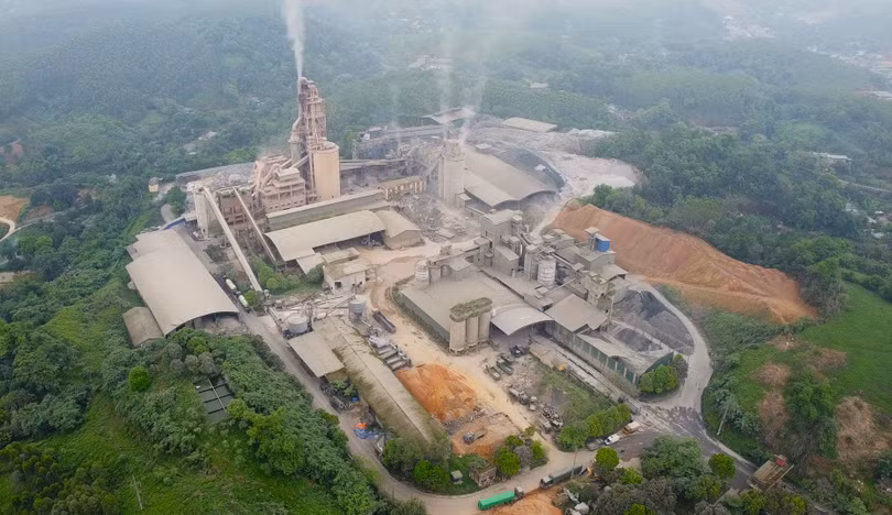 Công ty cổ phần Xi măng và Khoáng sản Yên Bái.