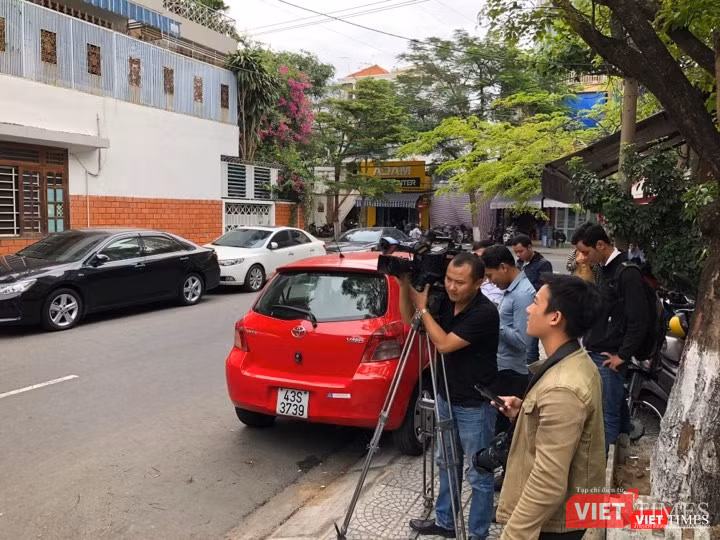 Công an khám xét nhà 2 cựu Chủ tịch TP. Đà Nẵng ảnh 4