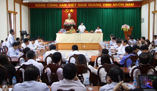 Toàn cảnh buổi làm việc. Ảnh Dân trí