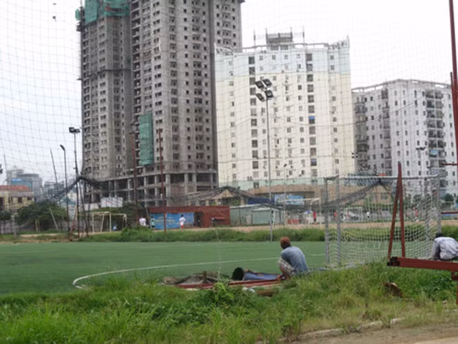 Hà Nội rà soát chủ đầu tư “cắm” sổ đỏ