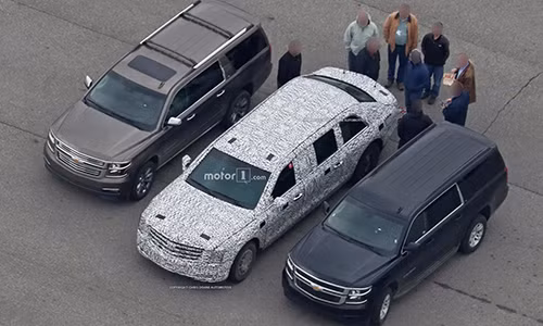 Xe limousine bọc thép mới của tân tổng thống Trump. Xe limousine bọc thép mới của tân tổng thống Trump.