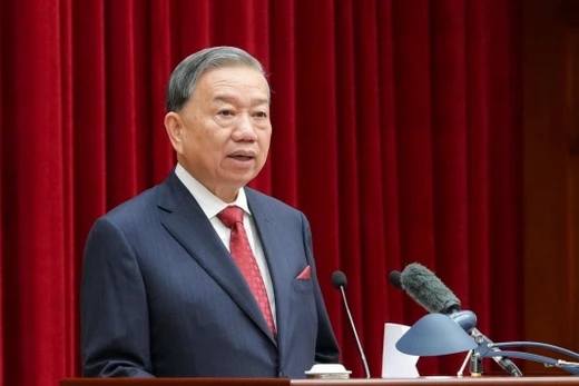 Trung ương giới thiệu nhân sự tham gia Bộ Chính trị khóa mới