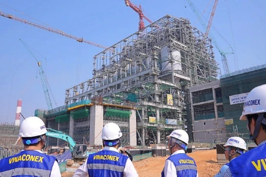 Ai đang thật sự nắm quyền tại Vinaconex?