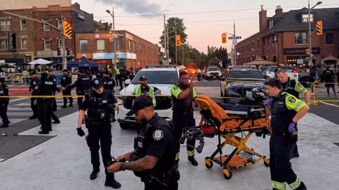 Xả súng kinh hoàng gần lễ hội đường phố ở Toronto Canada, ít nhất 7 người thương vong