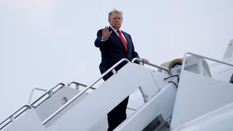 Ông Trump đe dọa sẽ giáng đòn mạnh trả đũa Iran sau vụ pháo kích căn cứ quân sự Mỹ ở Jordan
