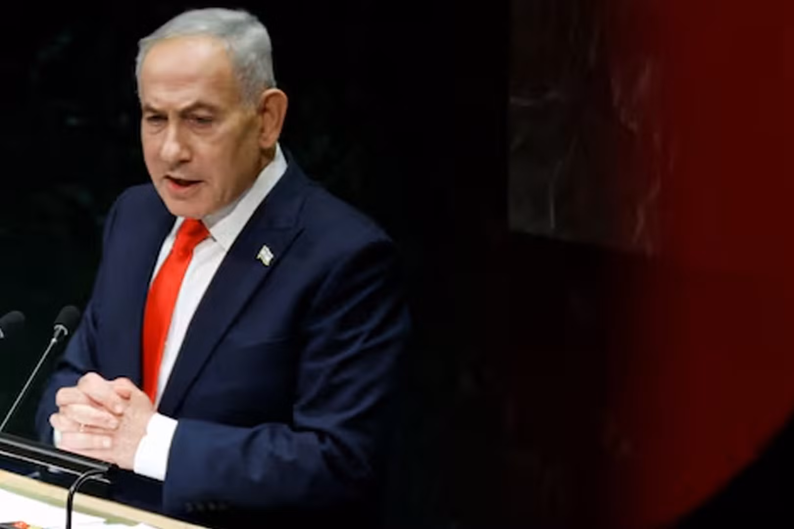 Thủ tướng Israel bất ngờ đến thăm UAE, hội đàm với Tổng thống Sheikh Mohammed