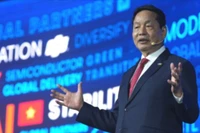 Chủ tịch FPT Trương Gia Bình lý giải cần AI chủ quyền Việt Nam