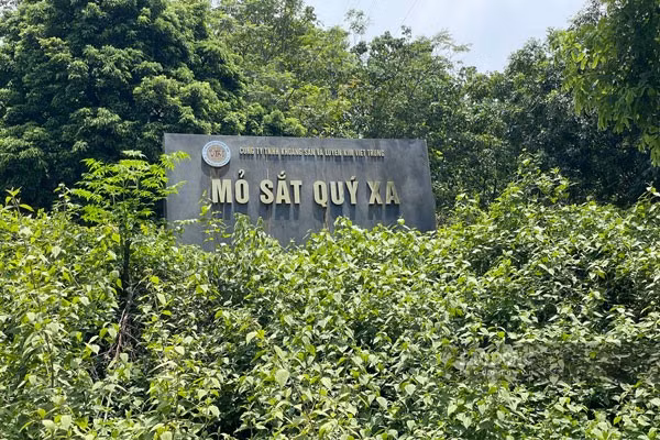 Mỏ sắt Quý Xa tại Lào Cai
