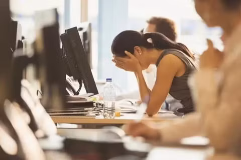 Phụ nữ thành đạt, độc lập, giỏi giang khó lấy chồng đang là hiện tượng phổ biến ở Trung Quốc. Ảnh: Sohu.