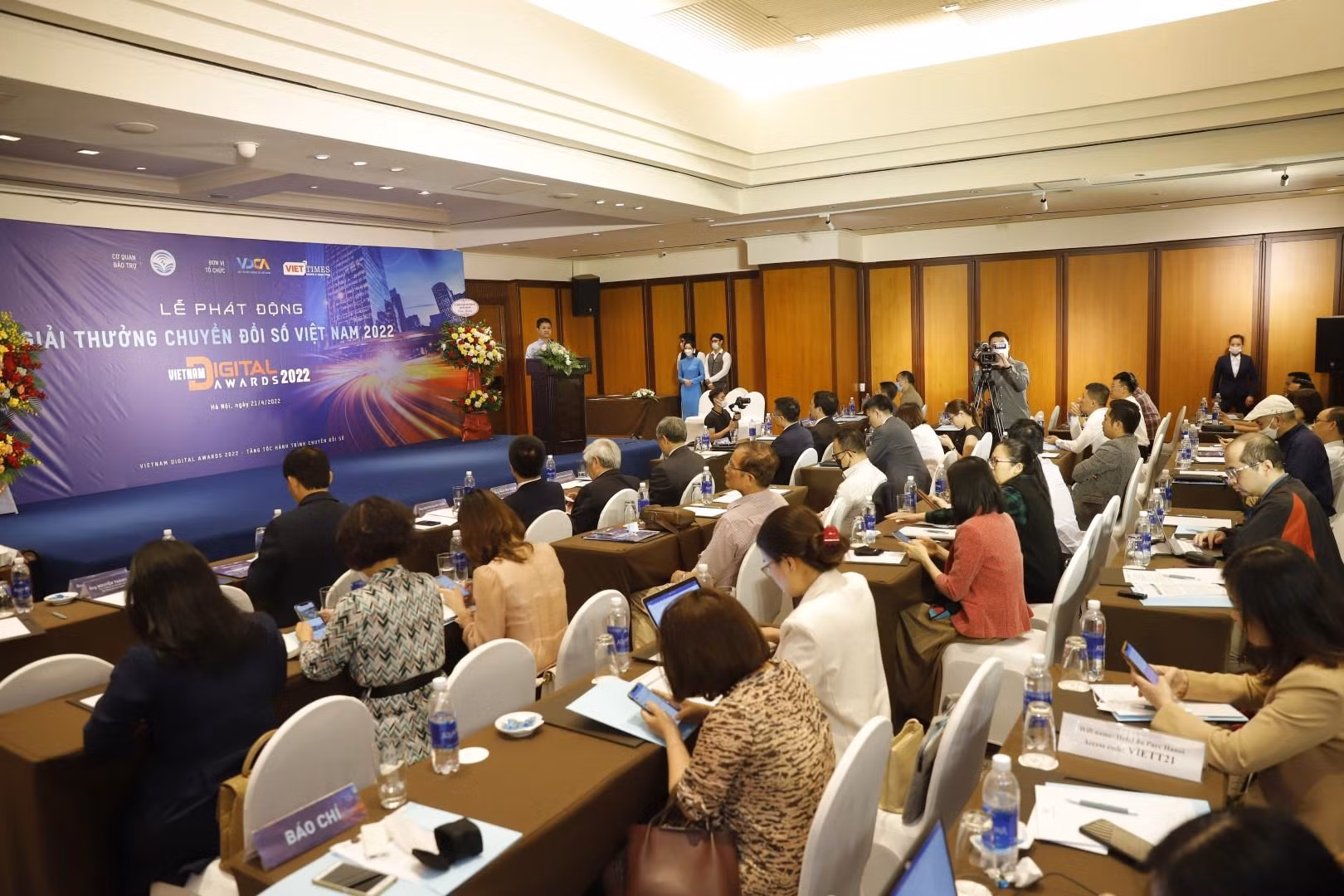 Đại diện của 30 cơ quan báo chí, truyền hình đã có mặt để đưa tin về sự kiện