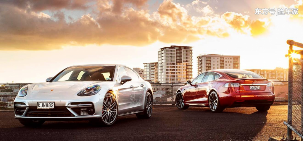 Ảnh: Sina Ảnh: Sina