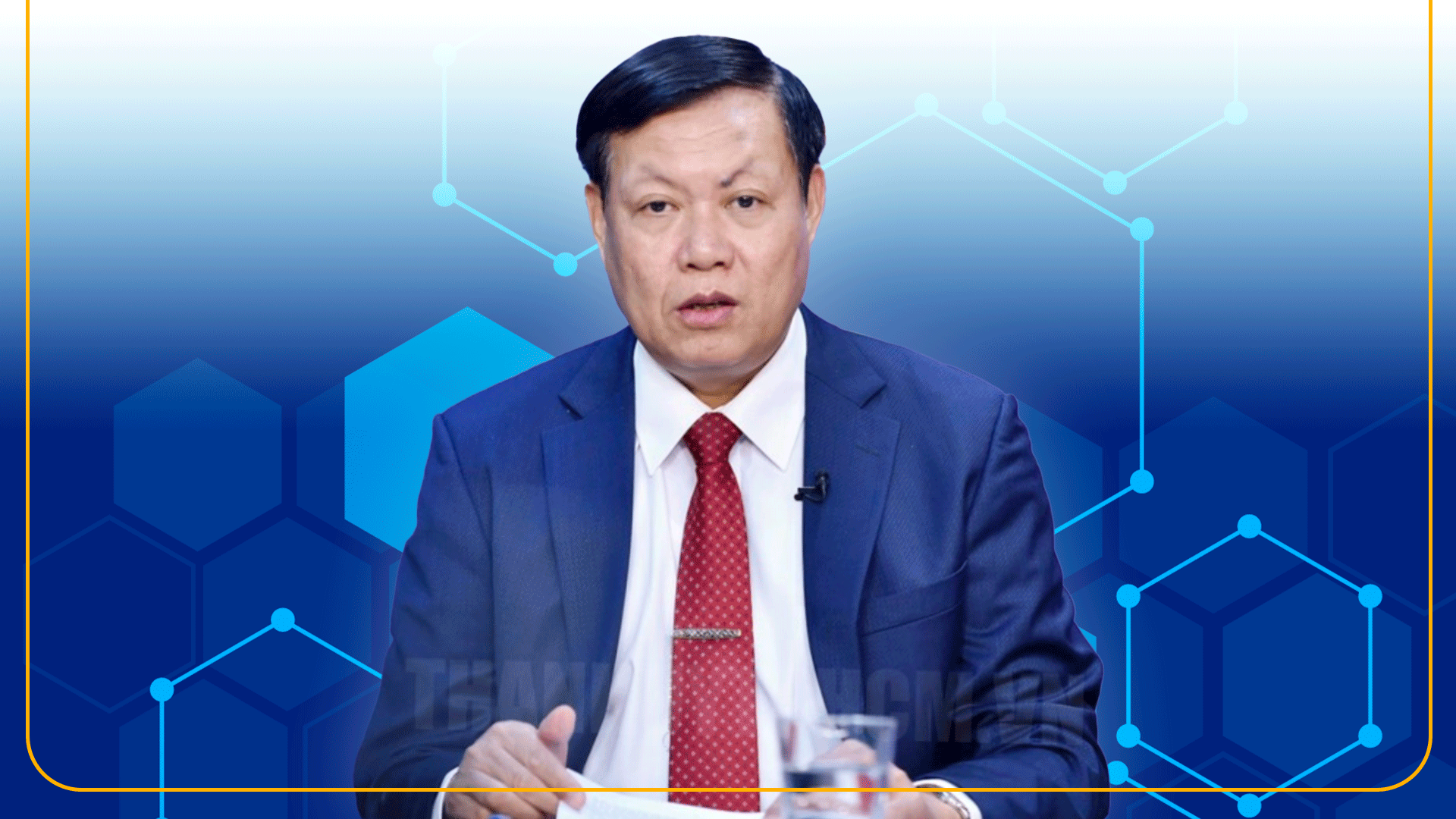 Thứ trưởng Bộ Y tế Đỗ Xuân Tuyên