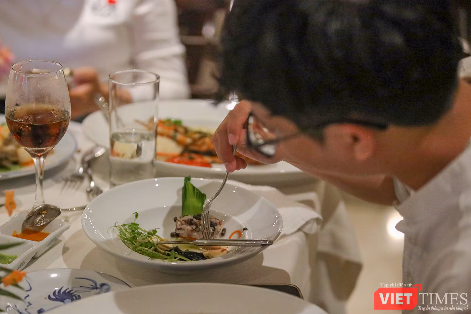 vt_am thuc di san viet 2.png