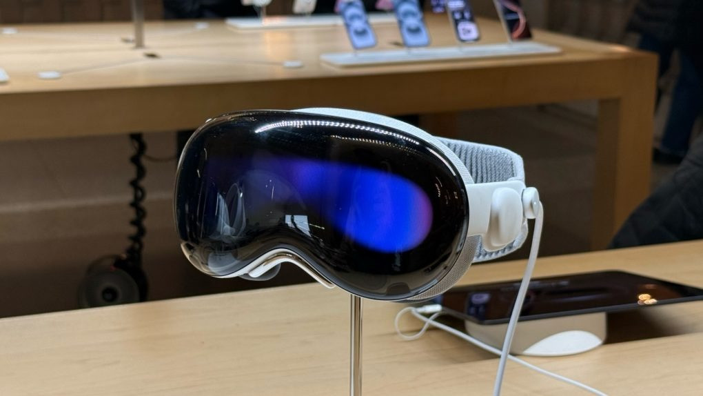 Apple Vision Pro - BGR.jpg