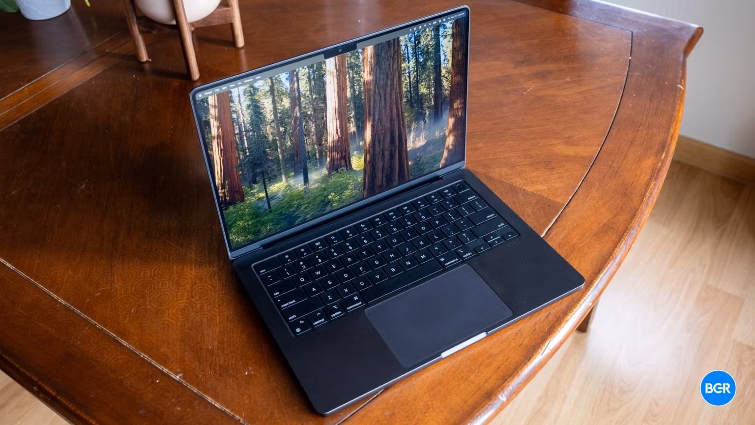 Macbook Pro - BGR.jpg