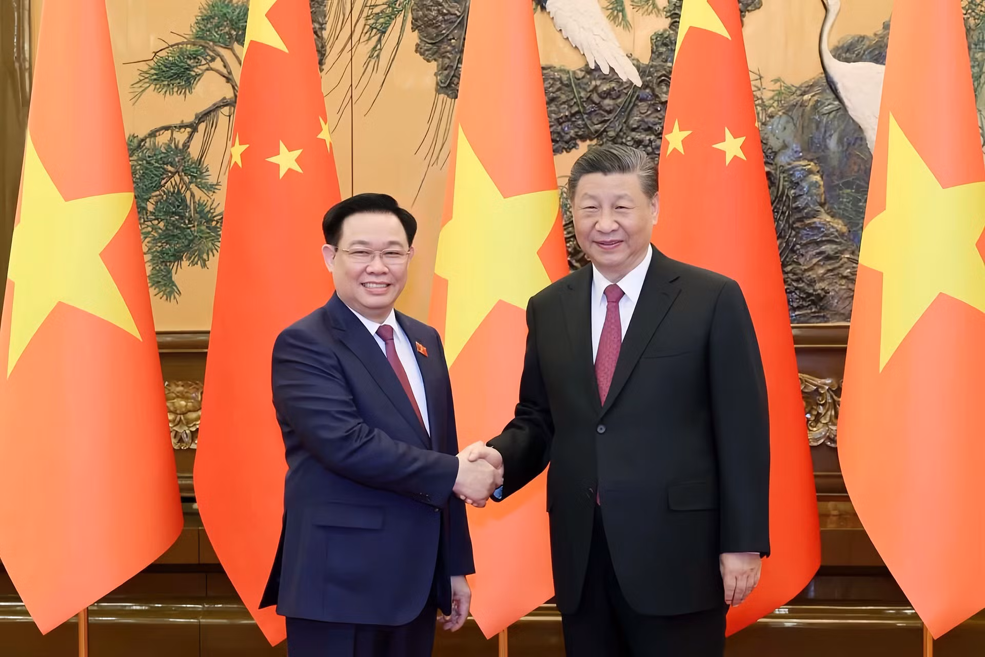 img-4448-949 (1).jpg