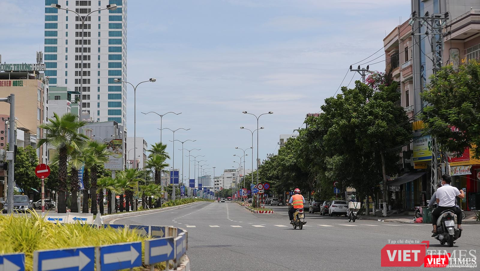 Đường Ngô Quyền chỉ được lưu thông thẳng, không đượng rẽ vào đường nhánh