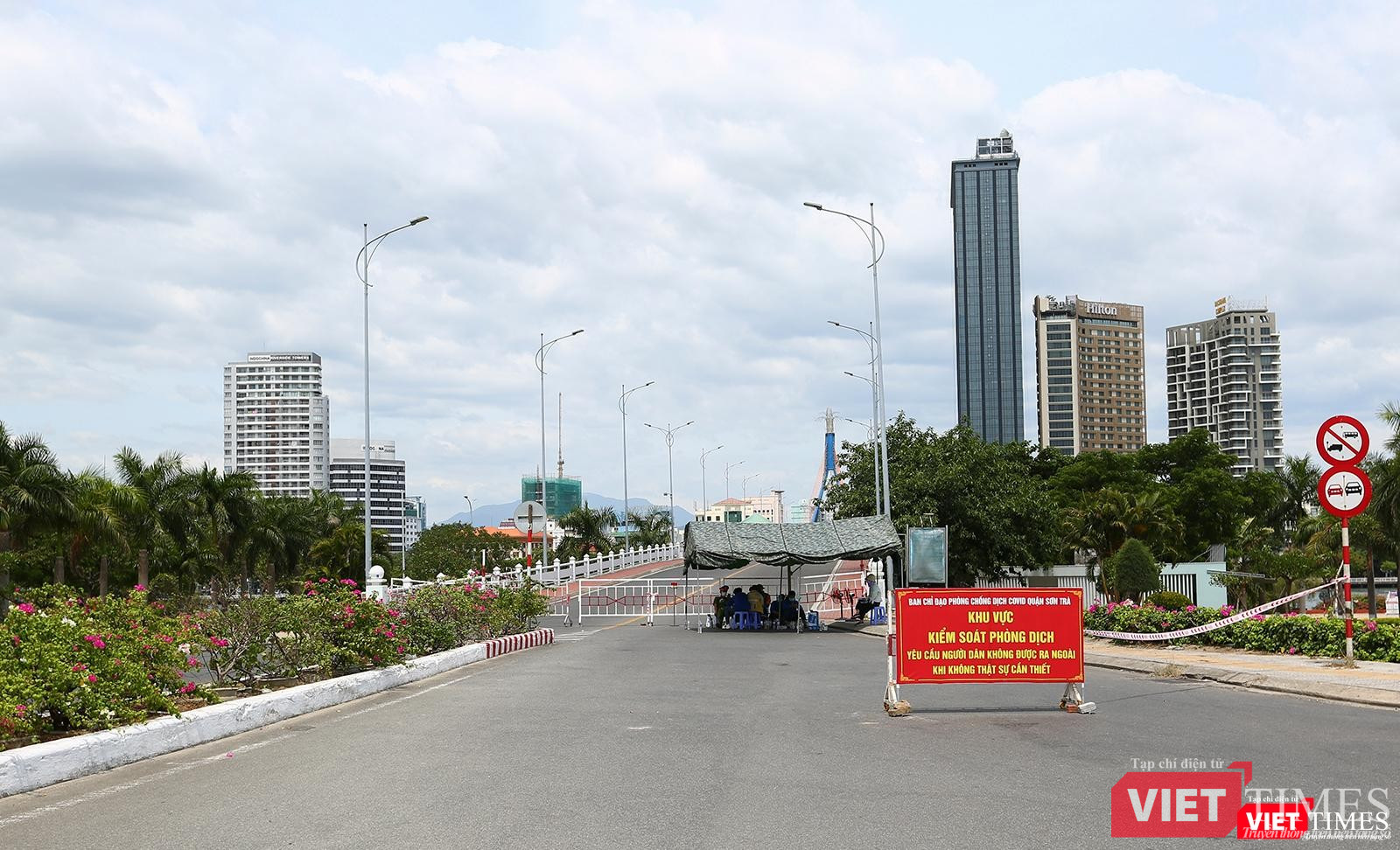 Cầu Sông Hàn dừng lưu thông