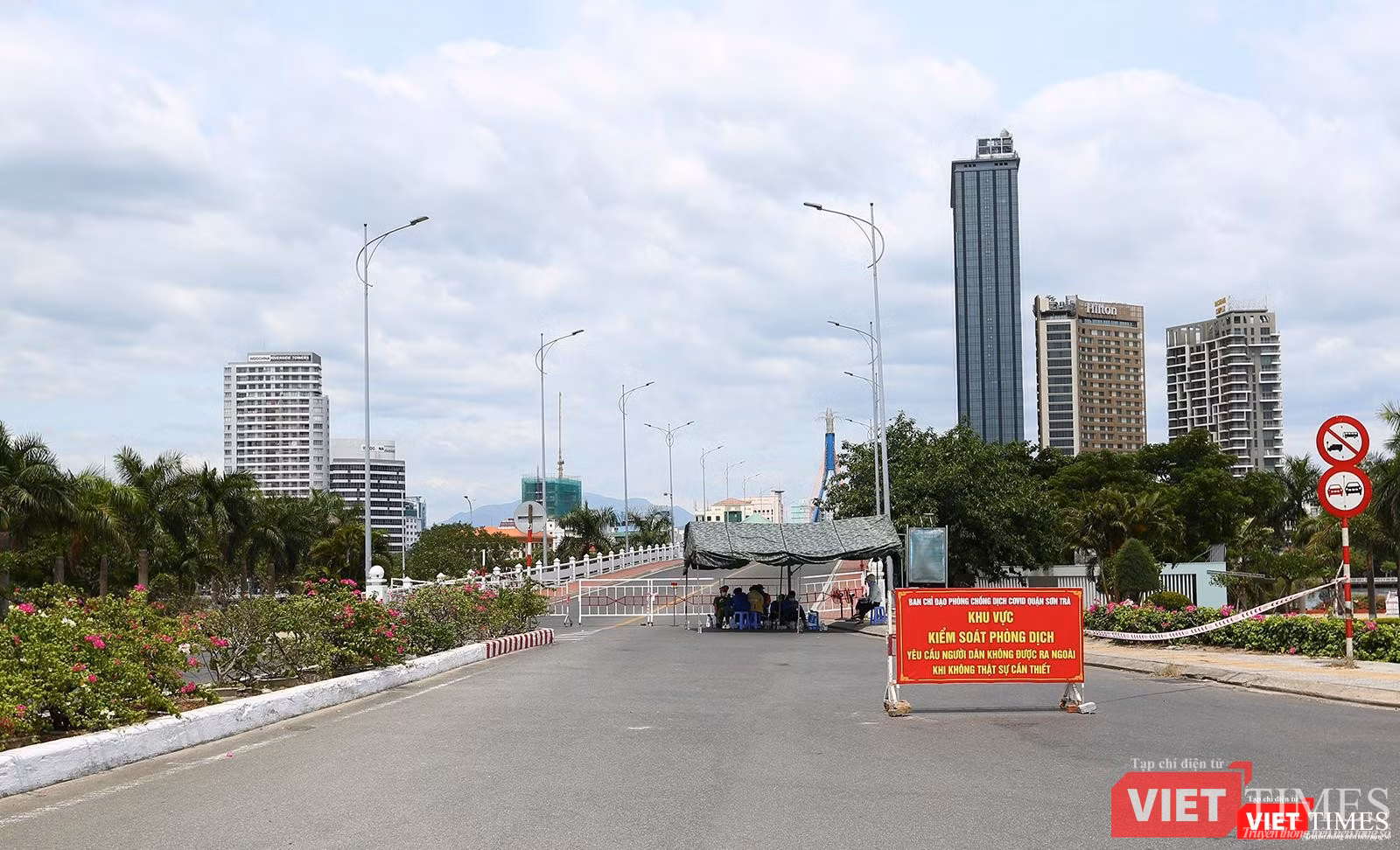 Cầu Sông Hàn dừng lưu thông