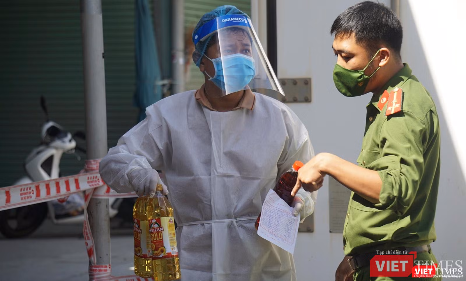 Giao cho người dân