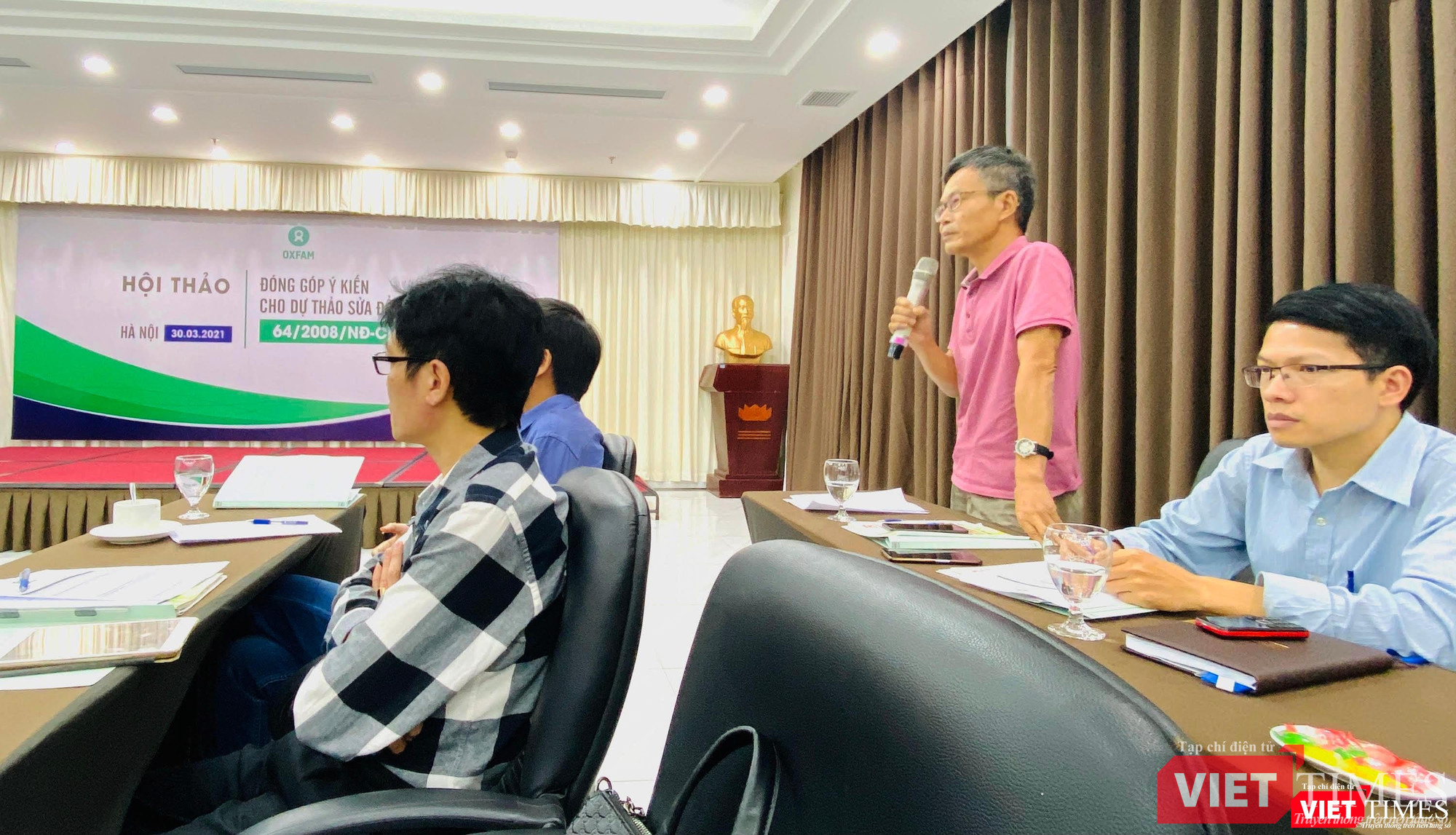 Nhà báo Trần Đăng Tuấn đề nghị : Thời 4.0, đừng sửa Nghị định bằng cách vẫn tựa trên nền tư duy cũ như thế.