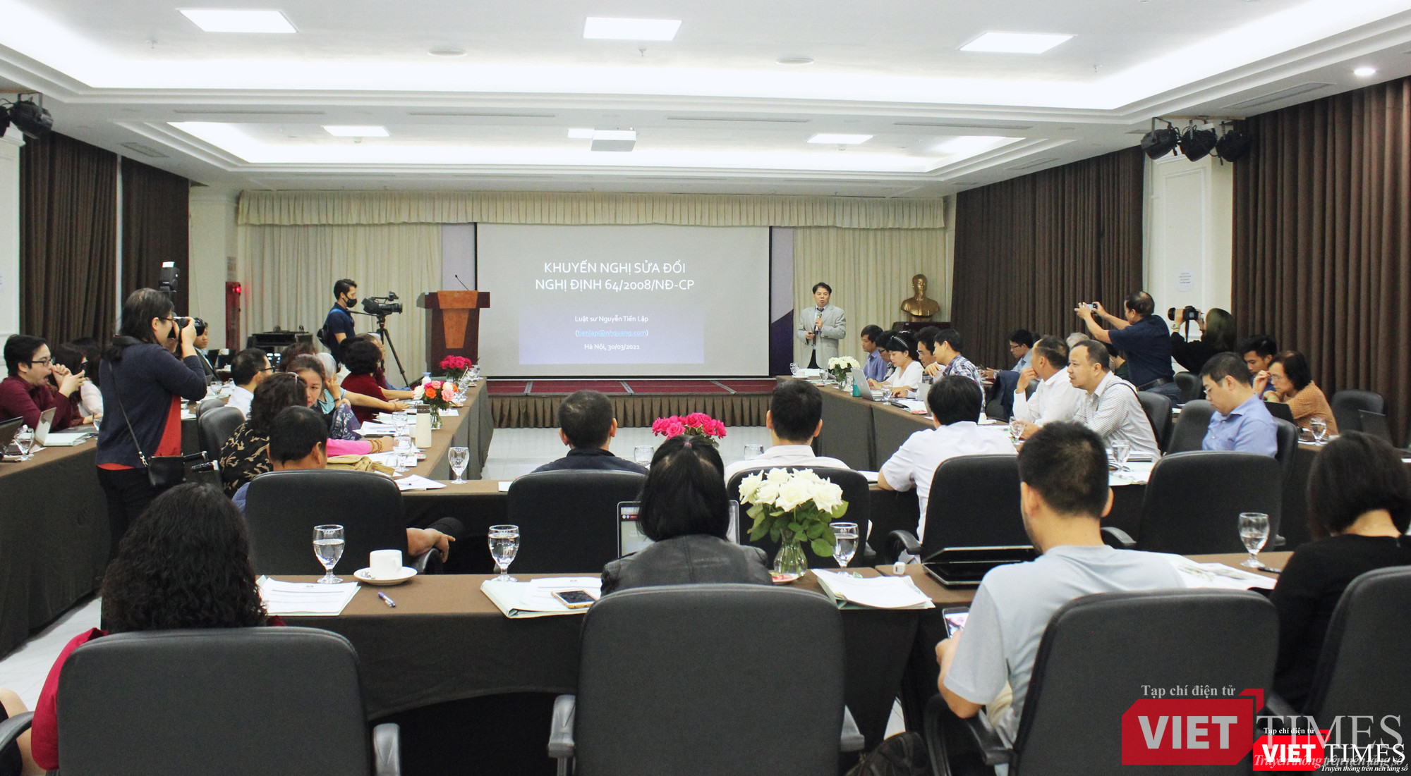 Toàn cảnh hội thảo